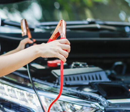 Nemôžete naštartovať auto? Toto sú najčastejšie príčiny